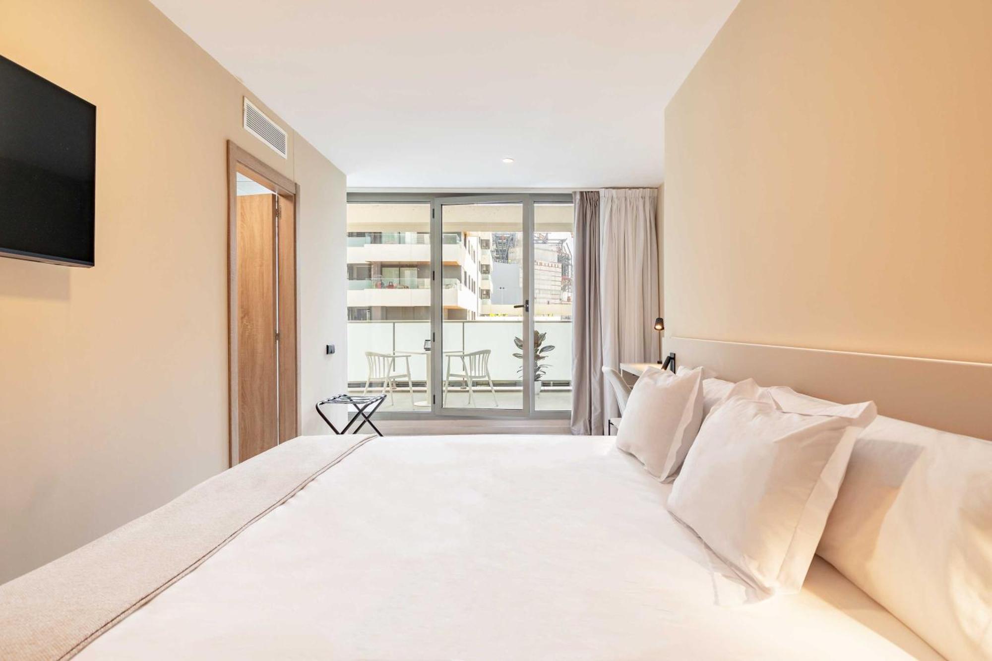 Hq Arena Hotel Valencia Exterior foto